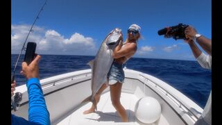 EPIC OFFSHORE GROUP FISHING TRIP - FLORIDA KEYS - Far Out Fishing Charters - ERICA LYNN