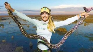 BARE HANDED! Catching INVASIVE Burmese PYTHONS in the Everglades (Python Hunting Florida)