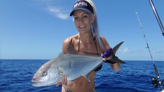 Amber Jacks at the 50s off the GC with Hooked On Brooke
