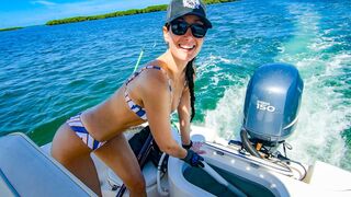 Spearfishing EPIC Coral Reefs In Miami FLORIDA - Diving with Sharks, Eagle Rays & Barracudas