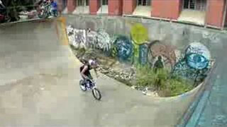 Daniel Dhers BMX session in Caracas - Part 1