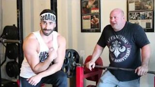 How To Bench Press With Scot Mendelson