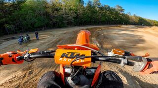 Goon on 2 Stroke Trying New Jumps