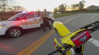 10 Minute Dirtbike Chase with Police!!