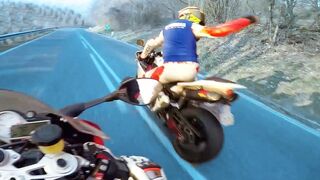 IS This the CRAZIEST Motorcycle Rider in the World? - MAX WRIST