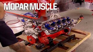 '70 Challenger Gets A 528 Crate Engine Dropped In - MuscleCar S2, E18