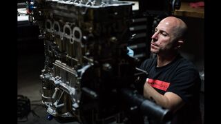 Full build of Papadakis Racing's 1,000 hp Toyota 2AR engine -- shown in 1.5 minutes