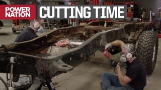 Building a Mini Monster Mud Truck from a Surplus Military Ambulance - Carcass S1, E5