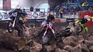 Ultimate Indoor Enduro CHAOS - Thrills and Spills