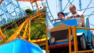 Weird Japanese Vintage Car Roller Coaster! Onride 4K POV Hamanako Pal Pal Amusement Park